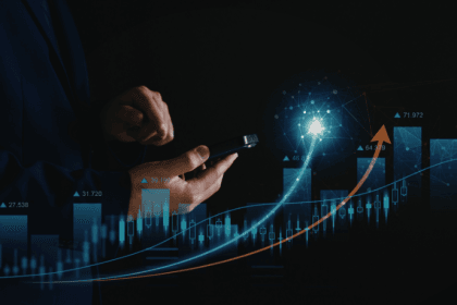 Ediney Jara de Oliveira analisa como a arquitetura financeira digital e a tecnologia estão remodelando o dinheiro em escala global.