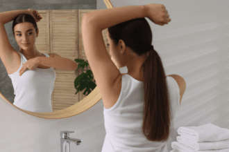 Arquitetura distorcida na mamografia é um achado que merece atenção, e o médico Vinicius Tadeu Sattin Rodrigues explica o que ele pode indicar e quando investigar.